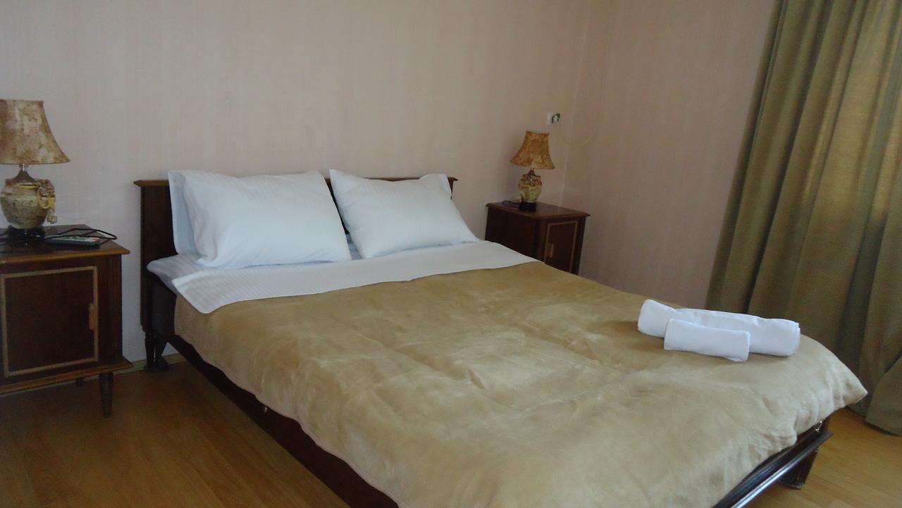 Hotel Georgia กอริ ภายนอก รูปภาพ